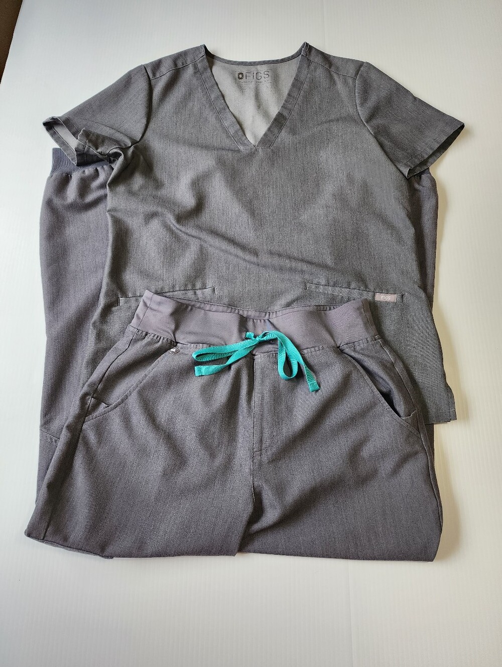 Figs Small Graphite Grey Set - Casma & Zamora